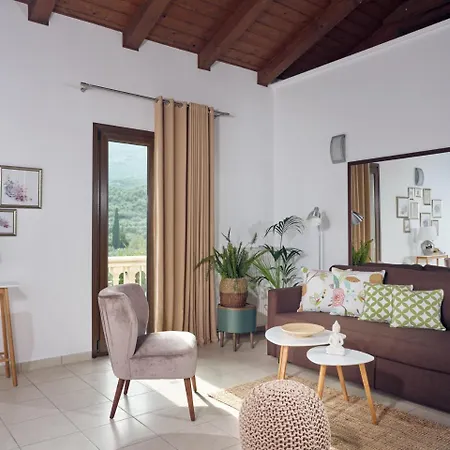 Palm Luxury Mouzákion