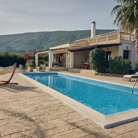 Villa Palm Luxury Mouzákion