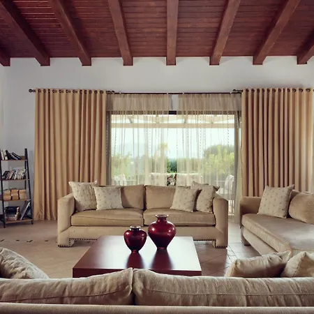 Palm Luxury Villa *
